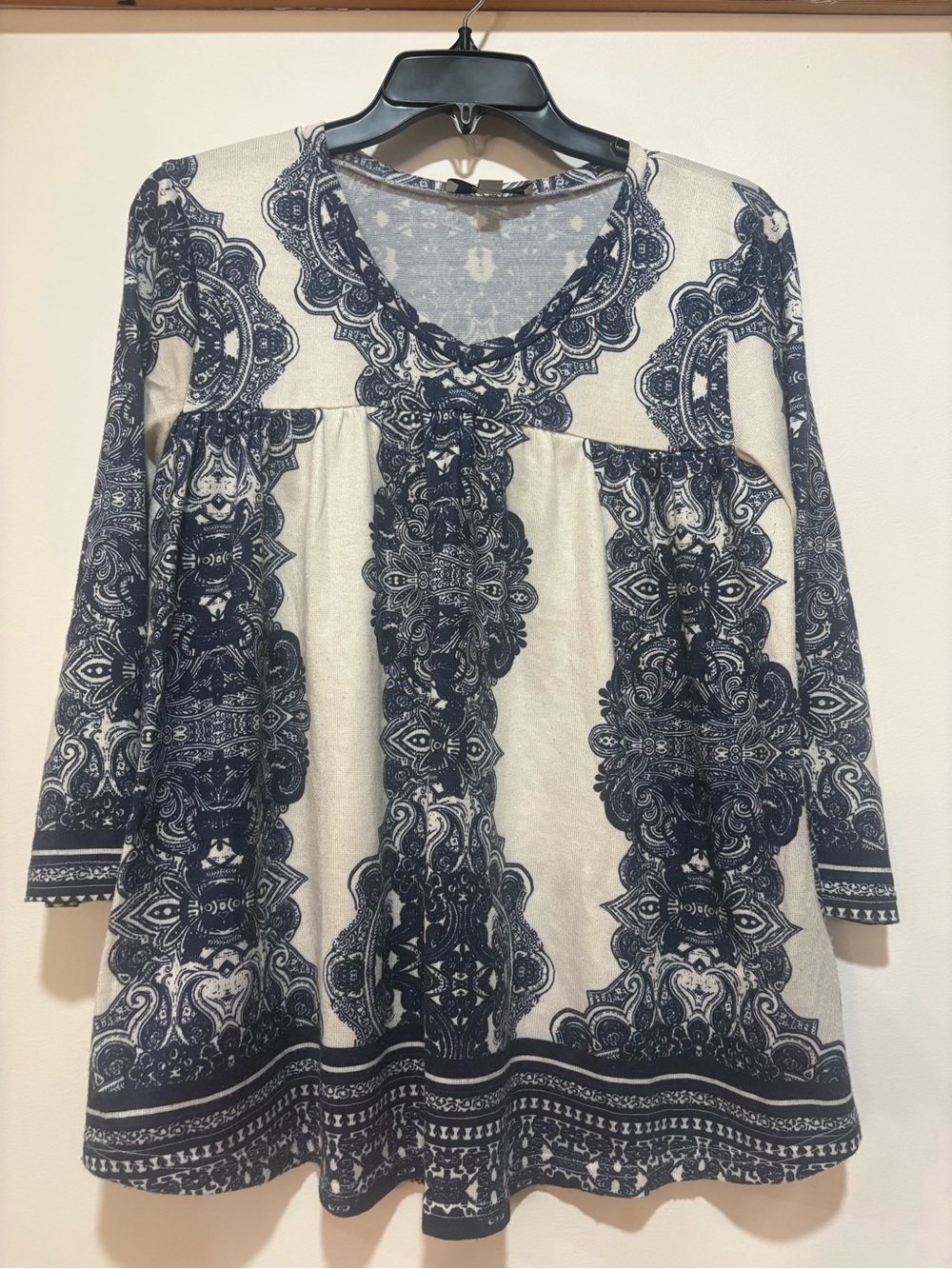 Cream and Navy Printed Long-Sleeve Tunic Top